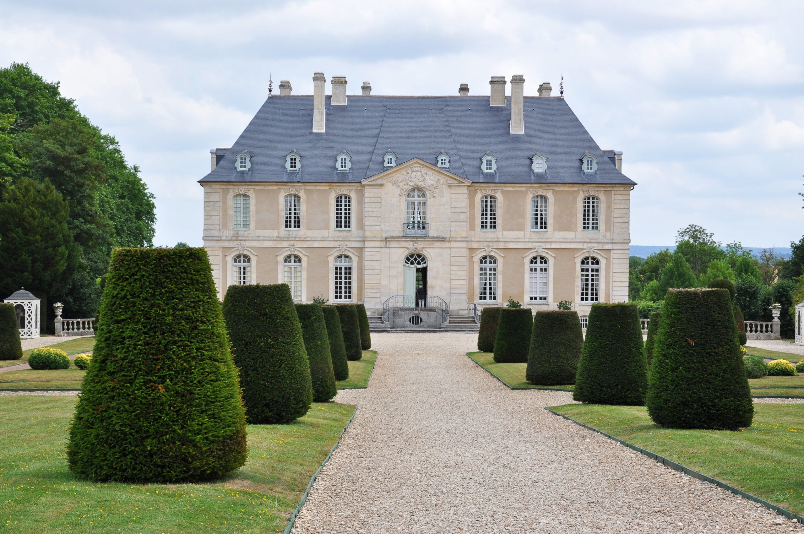 Senior Consulting Group - Château de Vendeuvre et ses jardins, France - Viager - Nue propriété - Vente à terme
